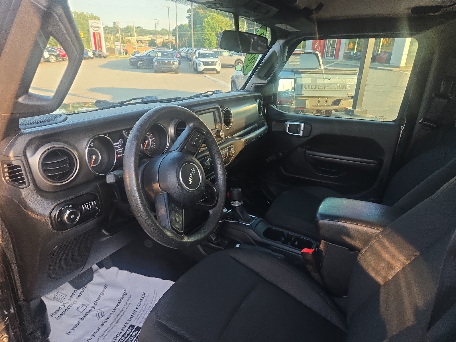 2020 Jeep Wrangler Black and Tan