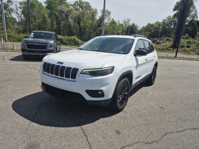 2023 Jeep Cherokee Altitude Lux