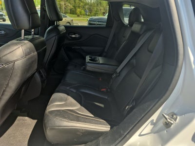 2023 Jeep Cherokee Altitude Lux