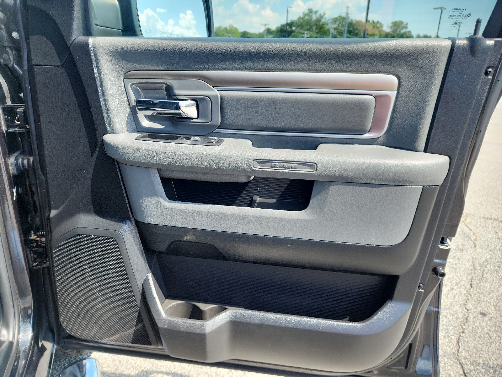2016 RAM 1500 Outdoorsman