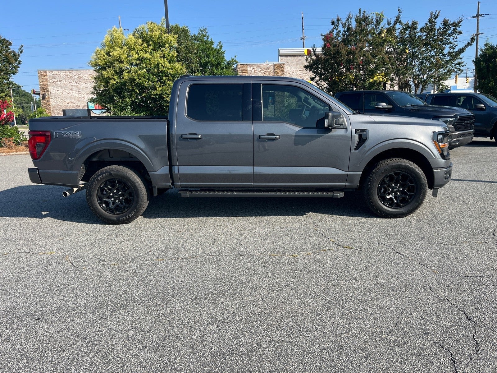 2026 Ford F-150 XLT - Photo 14