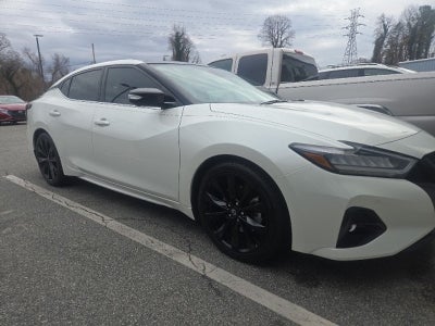 2023 Nissan Maxima SR
