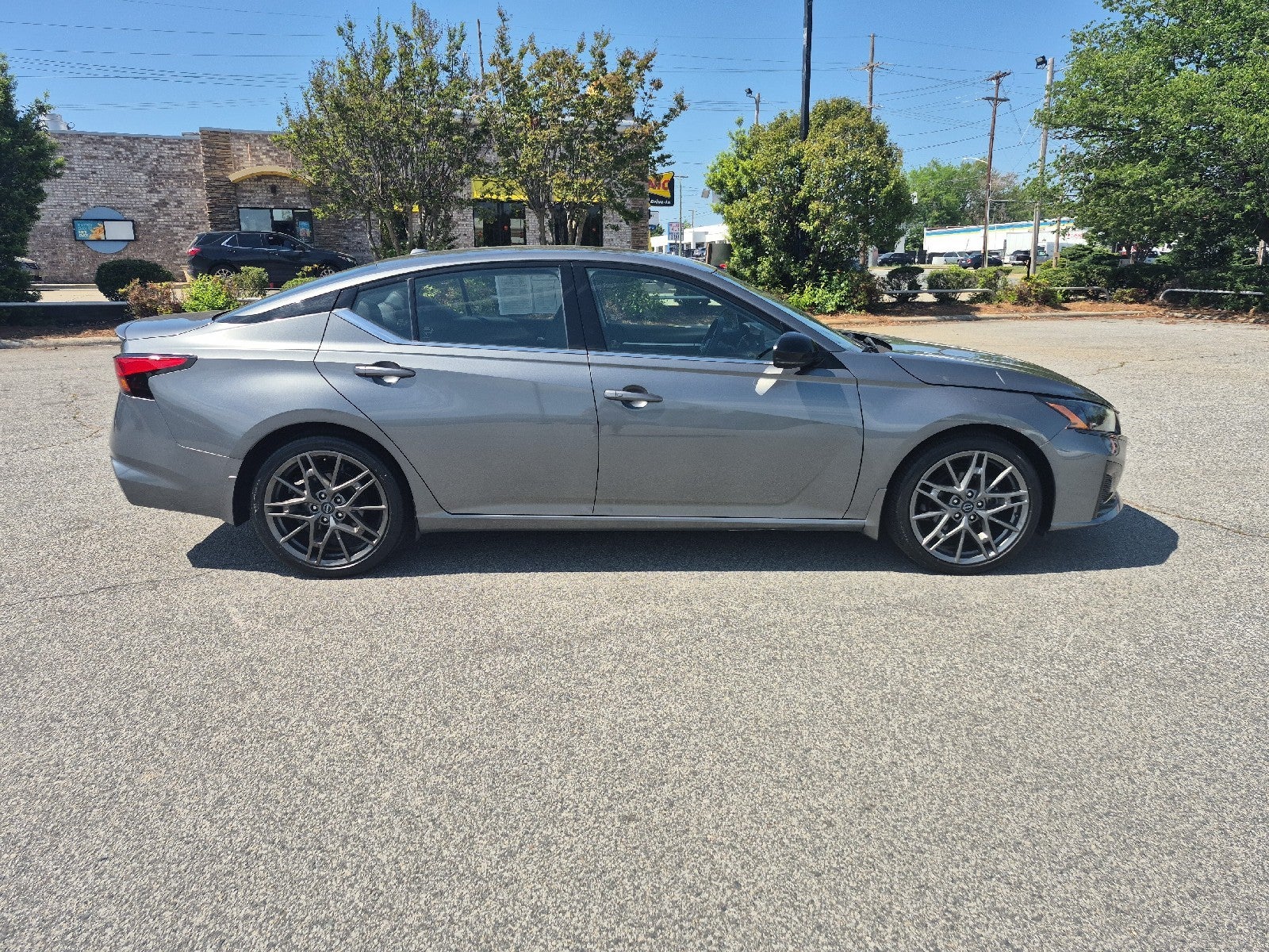 2023 Nissan Altima SR VC-Turbo®