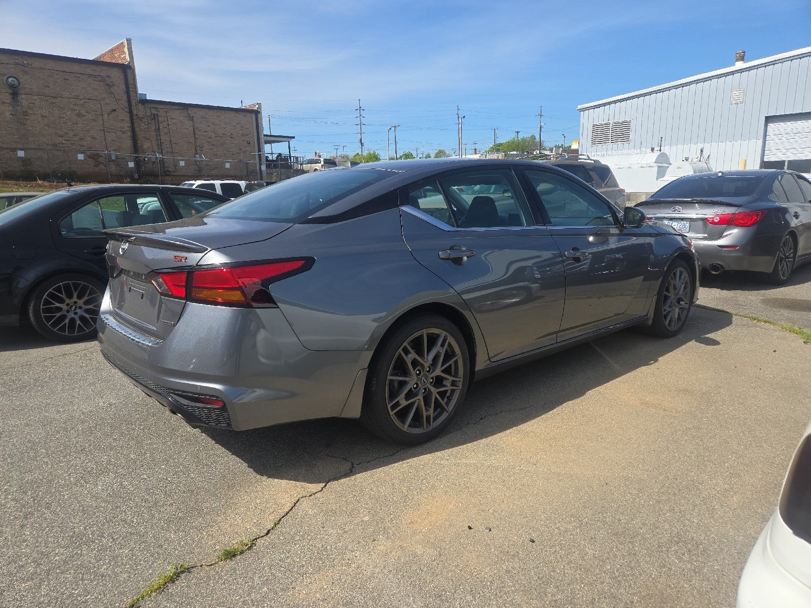 2023 Nissan Altima 2.0 SR