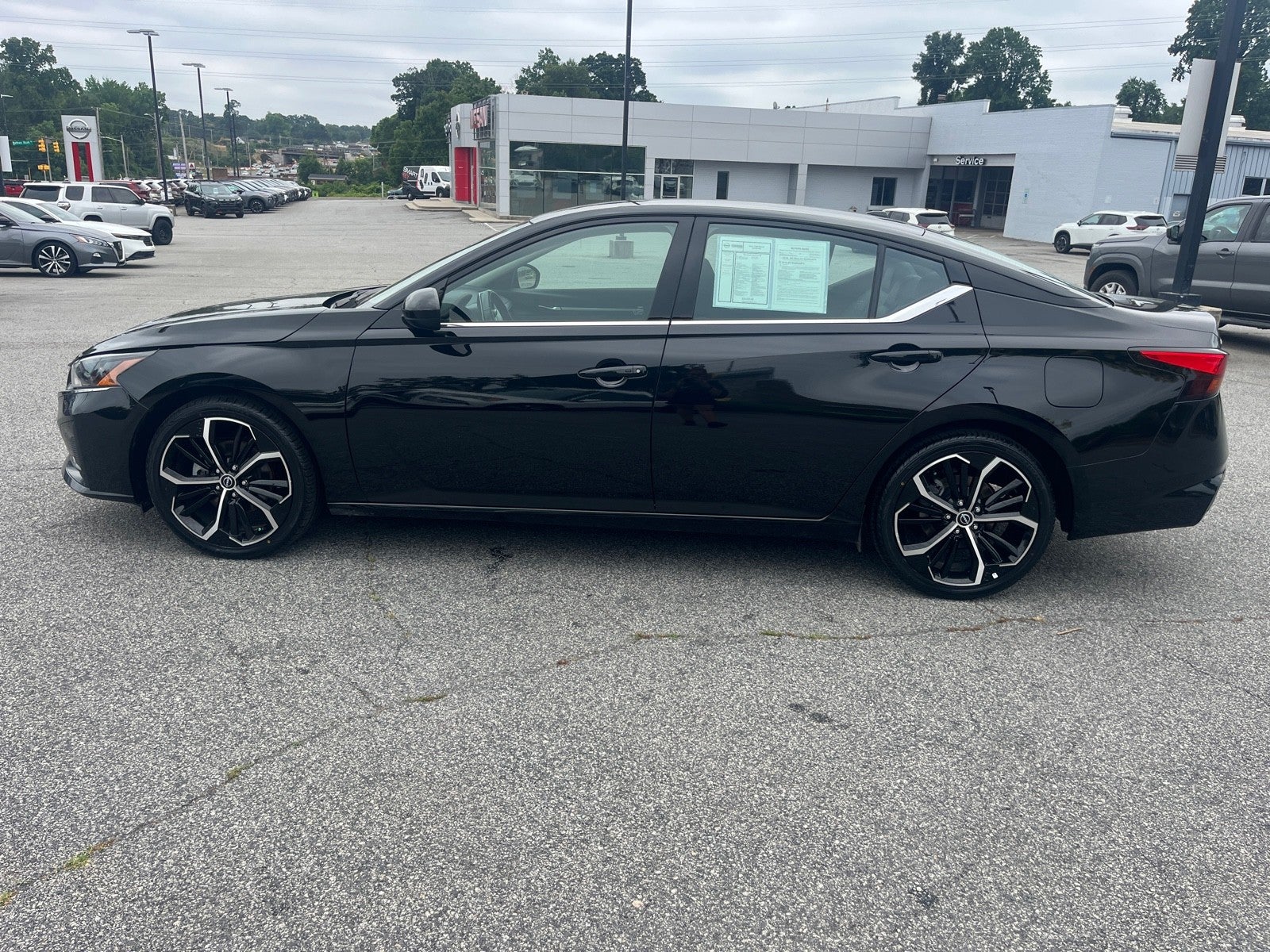 2024 Nissan Altima 2.5 SR