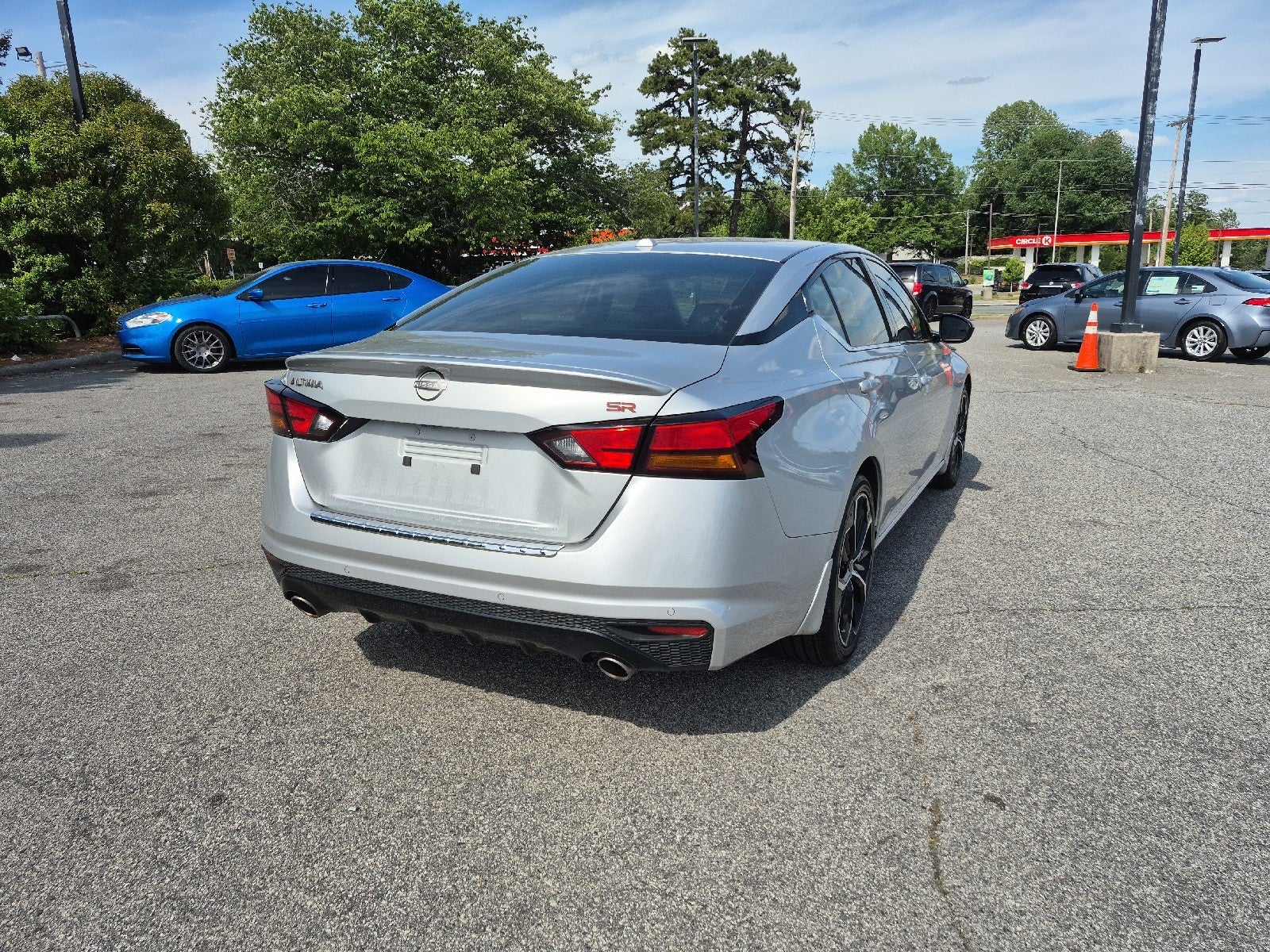 2023 Nissan Altima SR