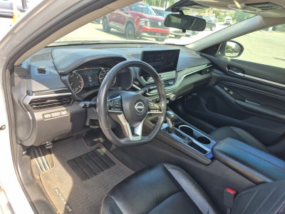 2023 Nissan Altima SR