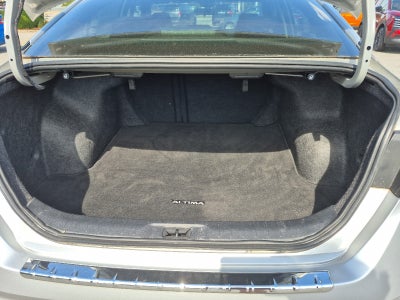 2023 Nissan Altima SR