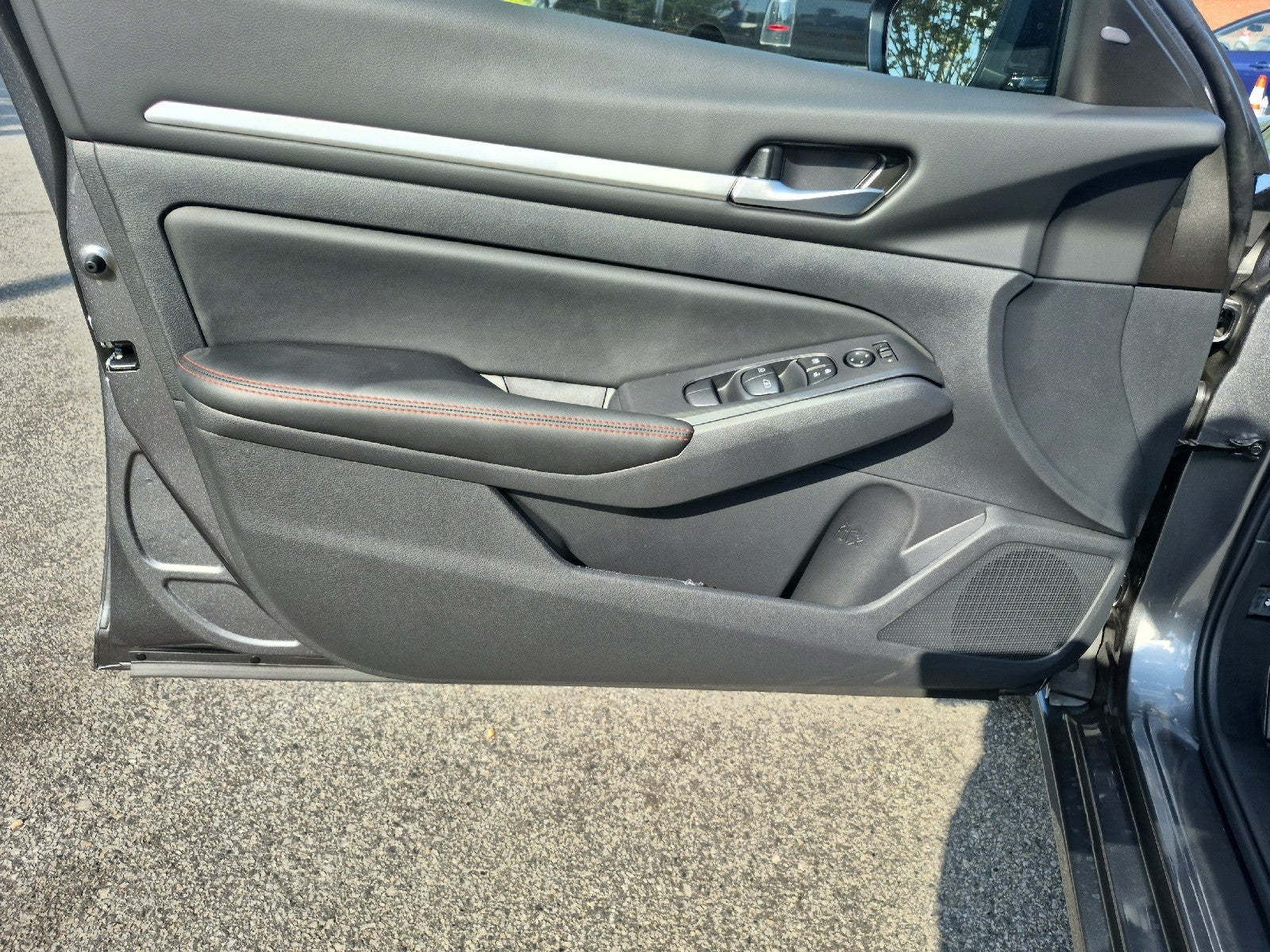 2026 Nissan Altima SR