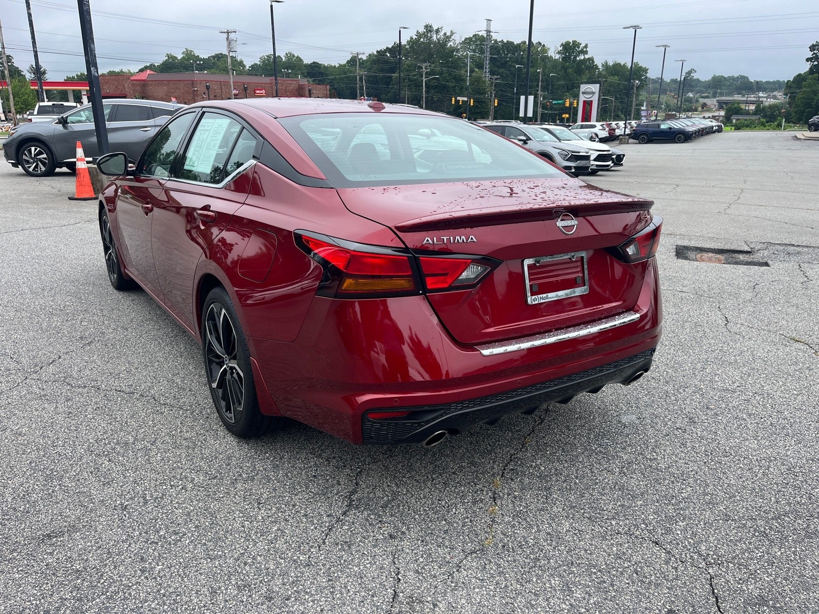 2023 Nissan Altima SR