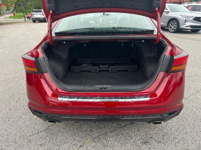 2023 Nissan Altima SR