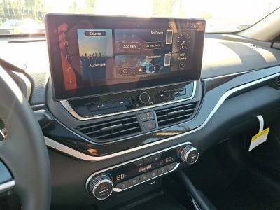 2025 Nissan Altima SR