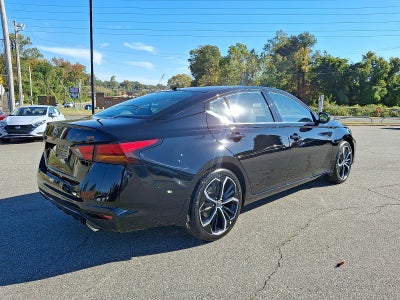 2025 Nissan Altima SR