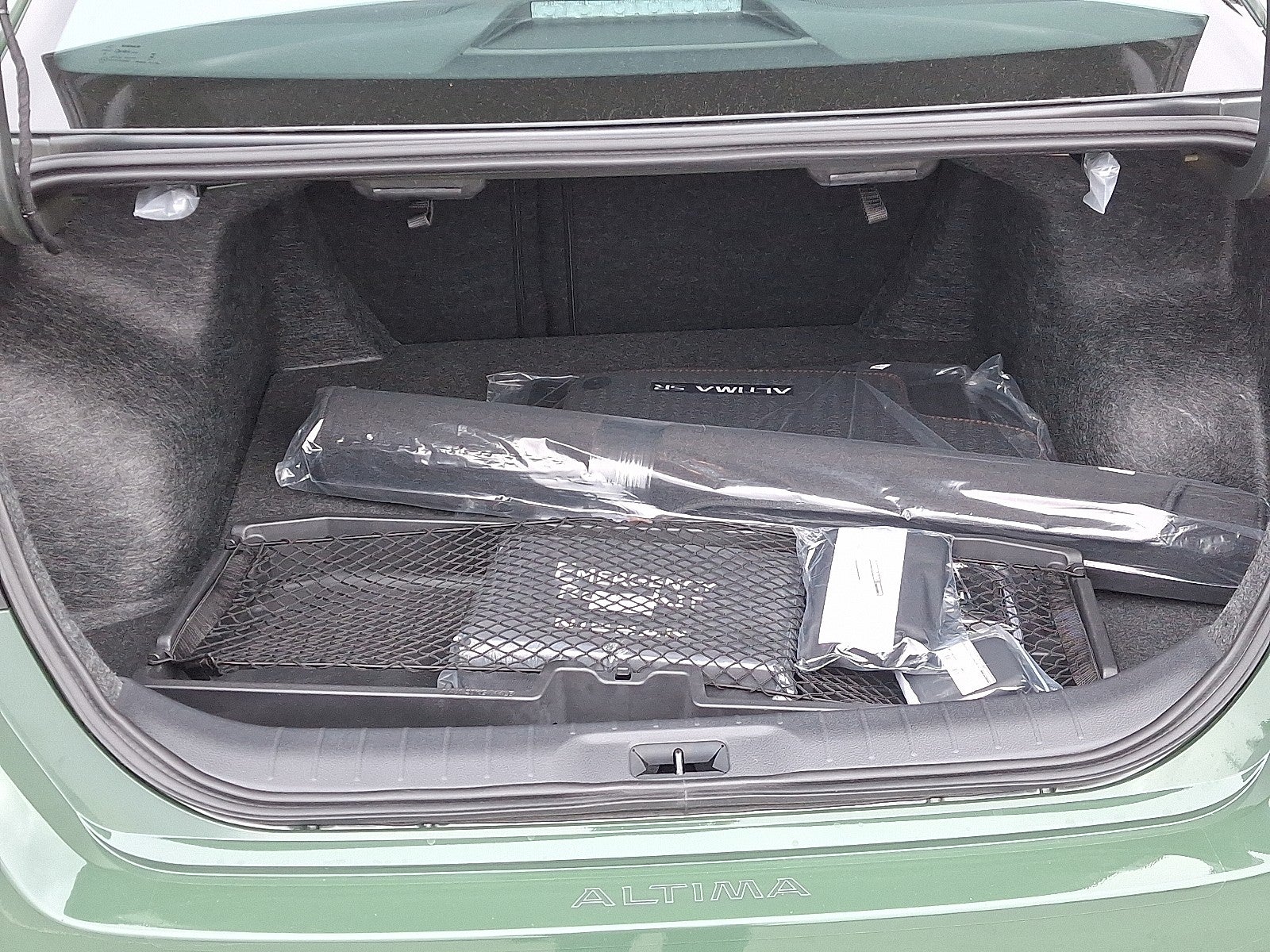 2025 Nissan Altima SR