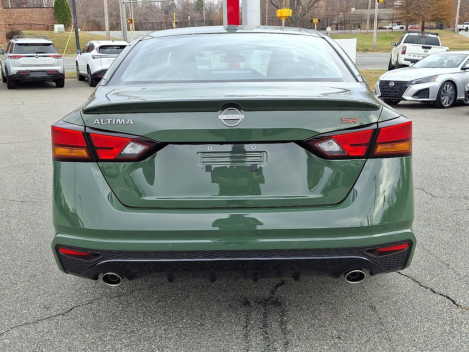 2025 Nissan Altima SR