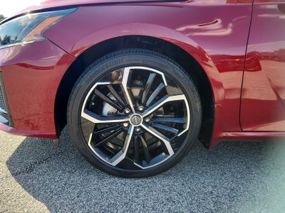 2024 Nissan Altima SR
