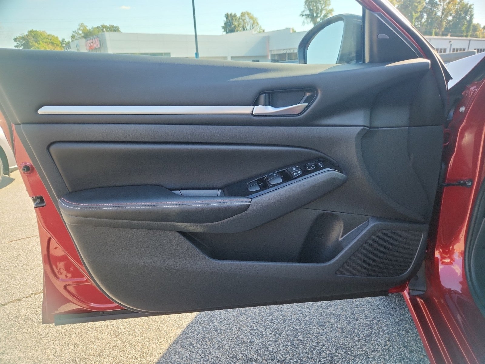 2024 Nissan Altima SR