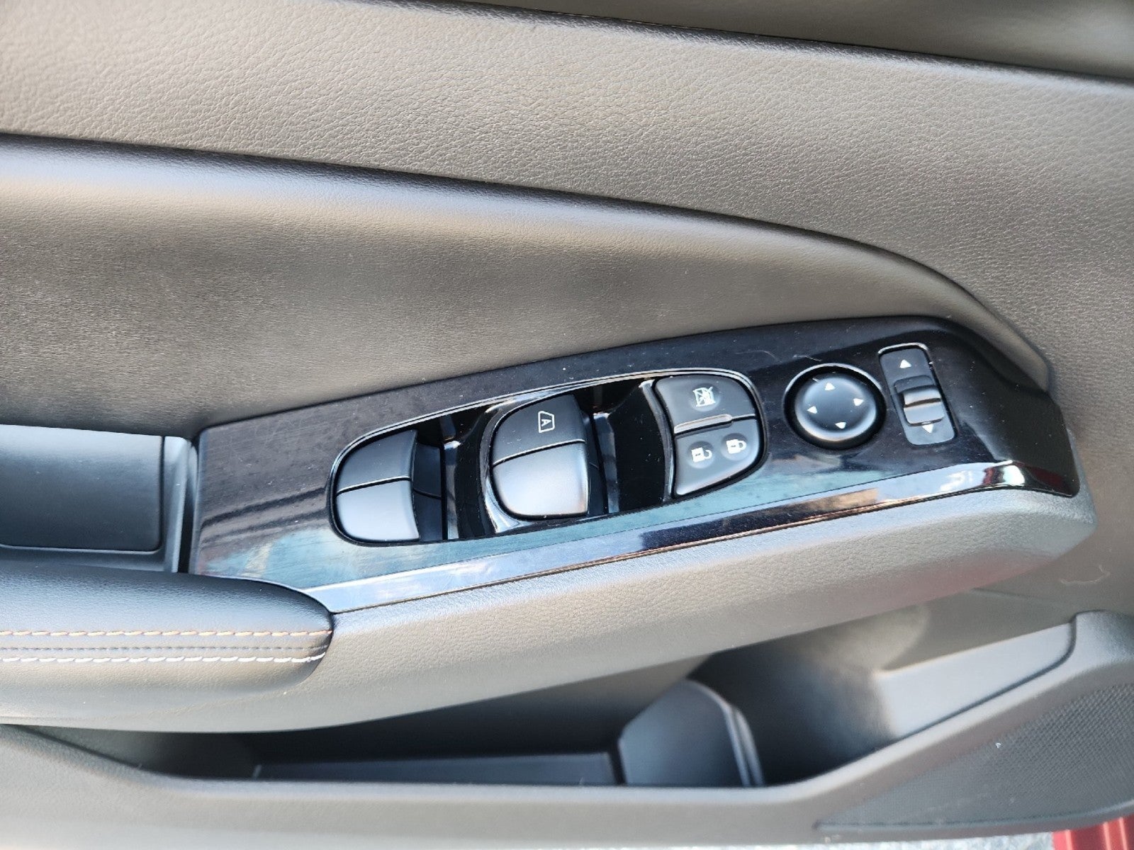 2024 Nissan Altima SR