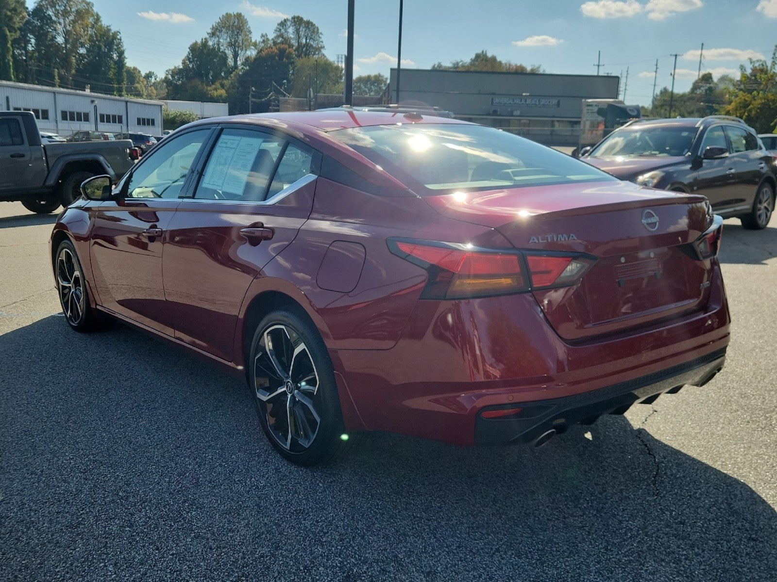 2024 Nissan Altima SR