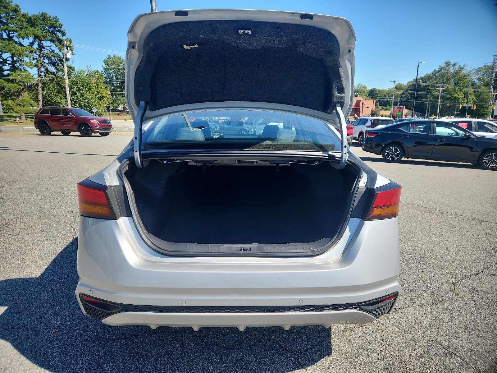 2025 Nissan Altima SV