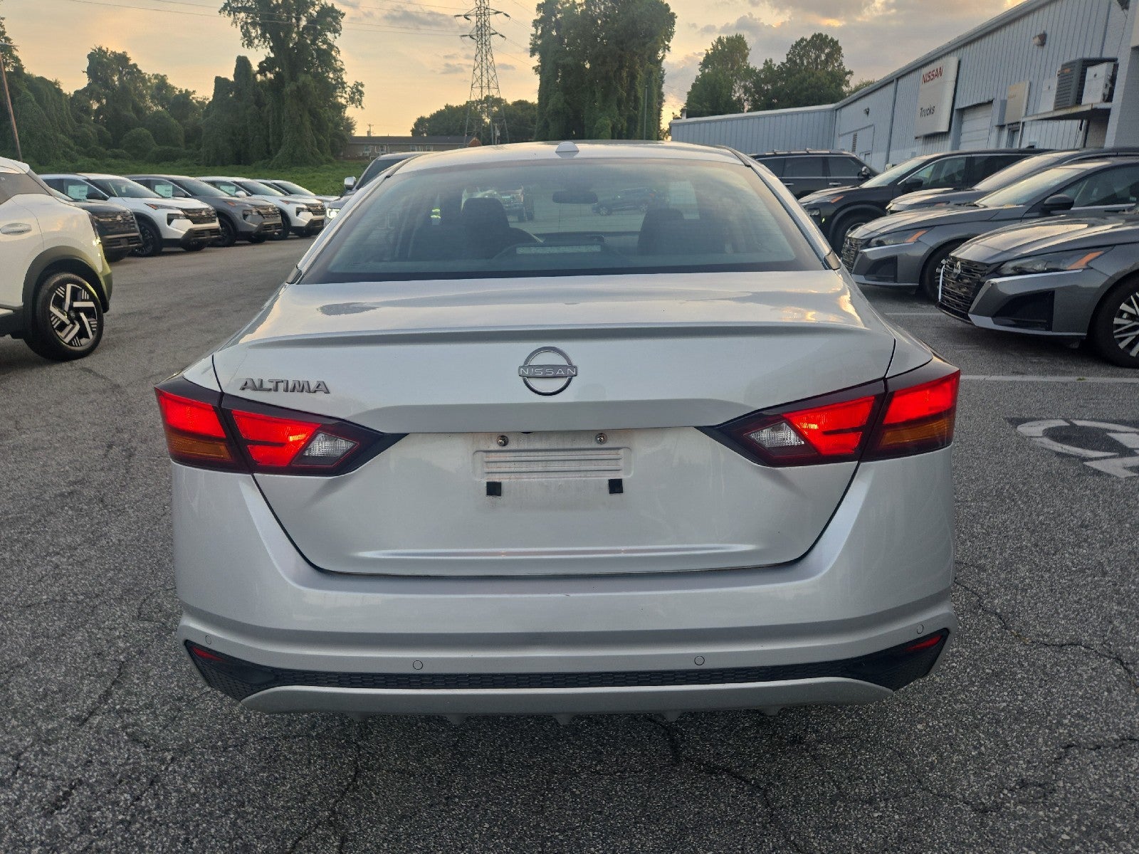 2025 Nissan Altima SV