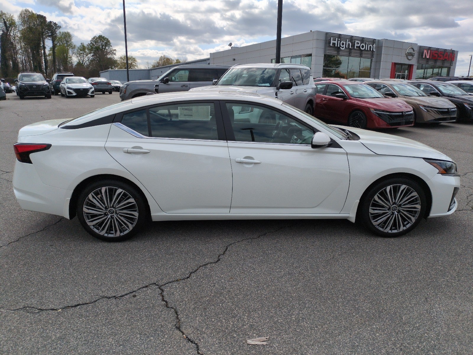 2026 Nissan Altima SV