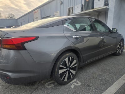 2021 Nissan Altima 2.5 SV