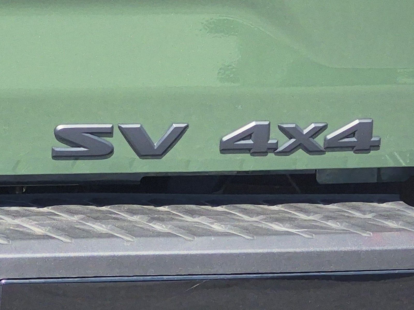 2024 Nissan Titan Crew Cab SV