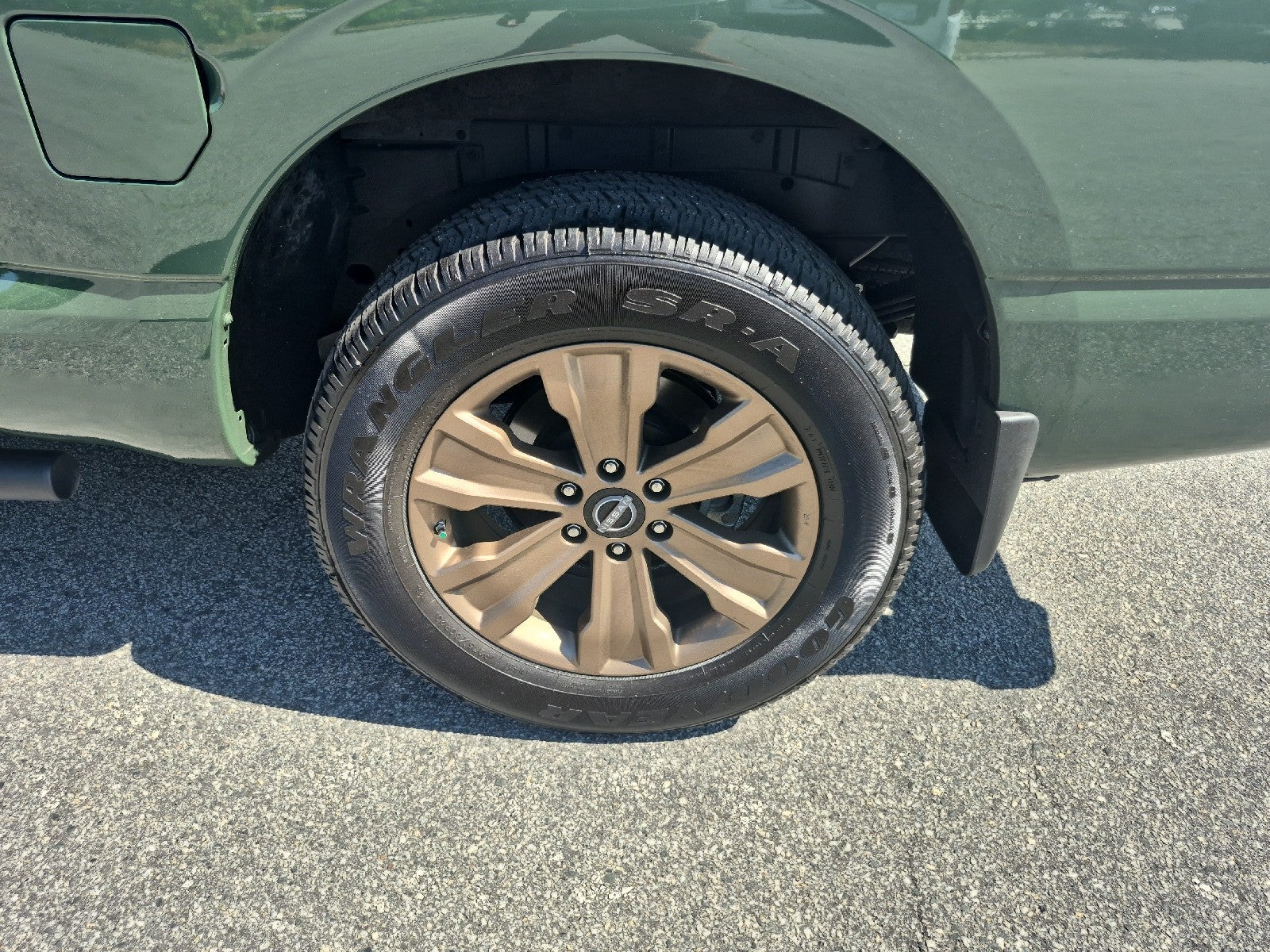 2024 Nissan Titan Crew Cab SV