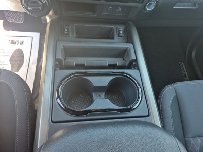 2024 Nissan Titan Crew Cab SV