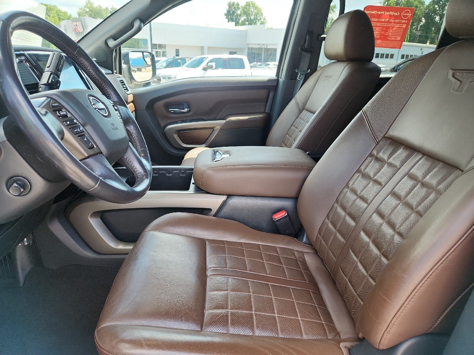 2023 Nissan Titan Crew Cab Platinum Reserve