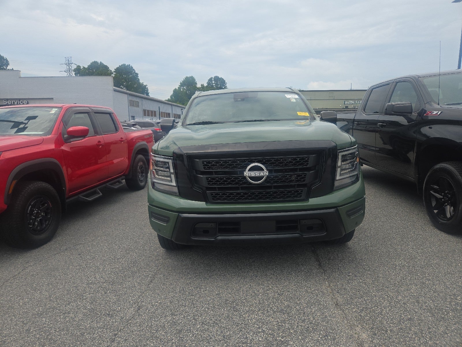 2024 Nissan Titan SV