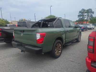 2024 Nissan Titan SV