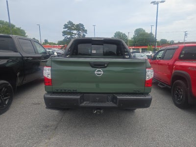 2024 Nissan Titan SV