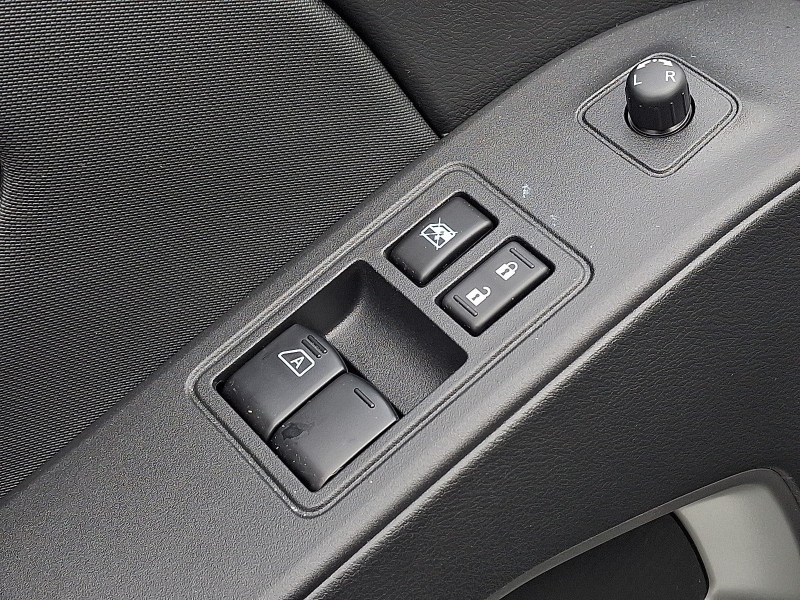 2024 Nissan Frontier King Cab® SV