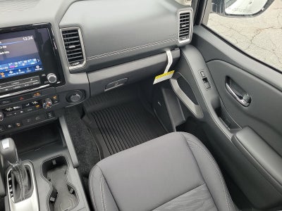 2024 Nissan Frontier Crew Cab SV
