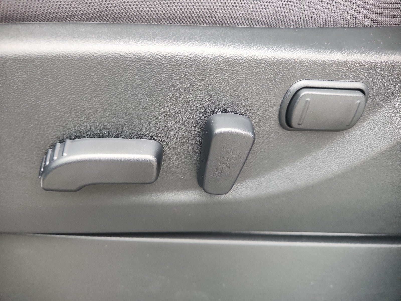 2027 Nissan Frontier Crew Cab SV