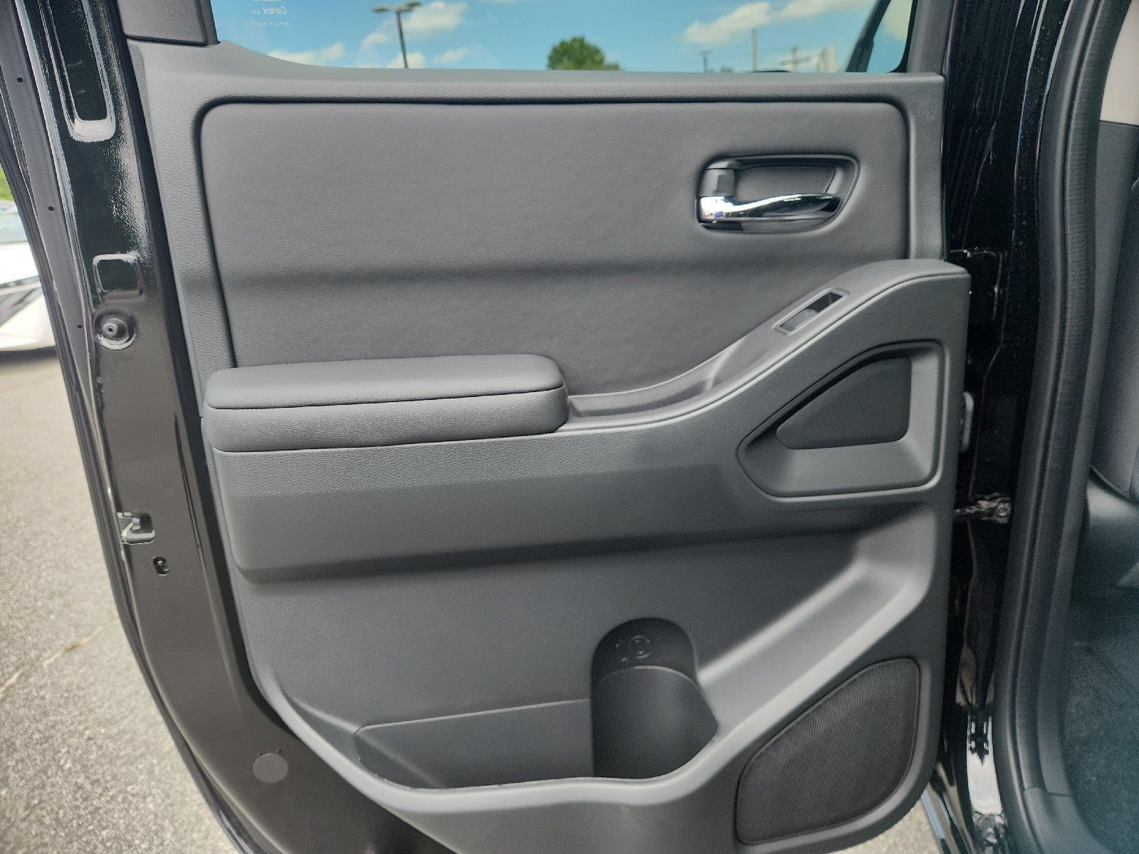 2027 Nissan Frontier Crew Cab SV