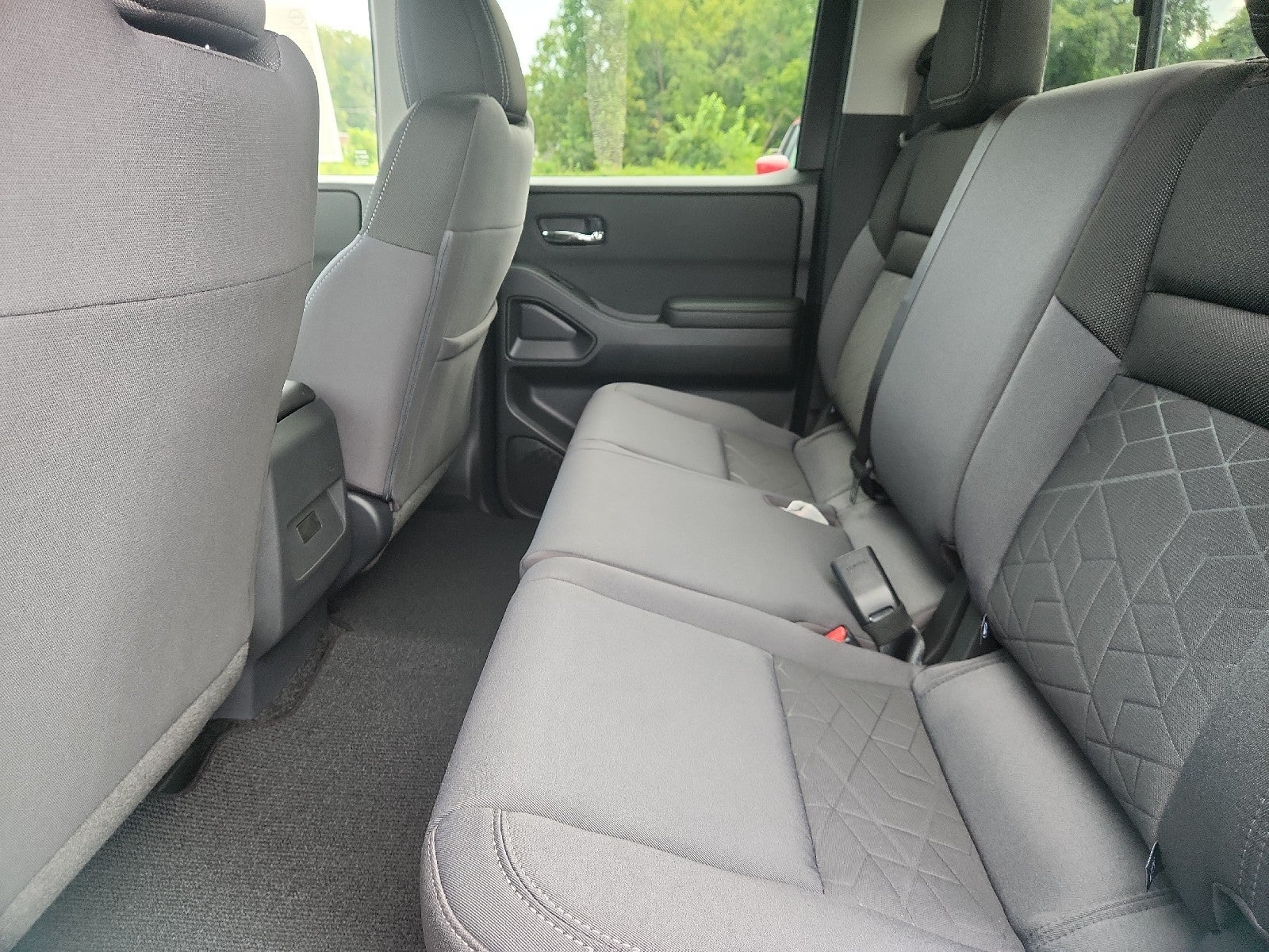2027 Nissan Frontier Crew Cab SV