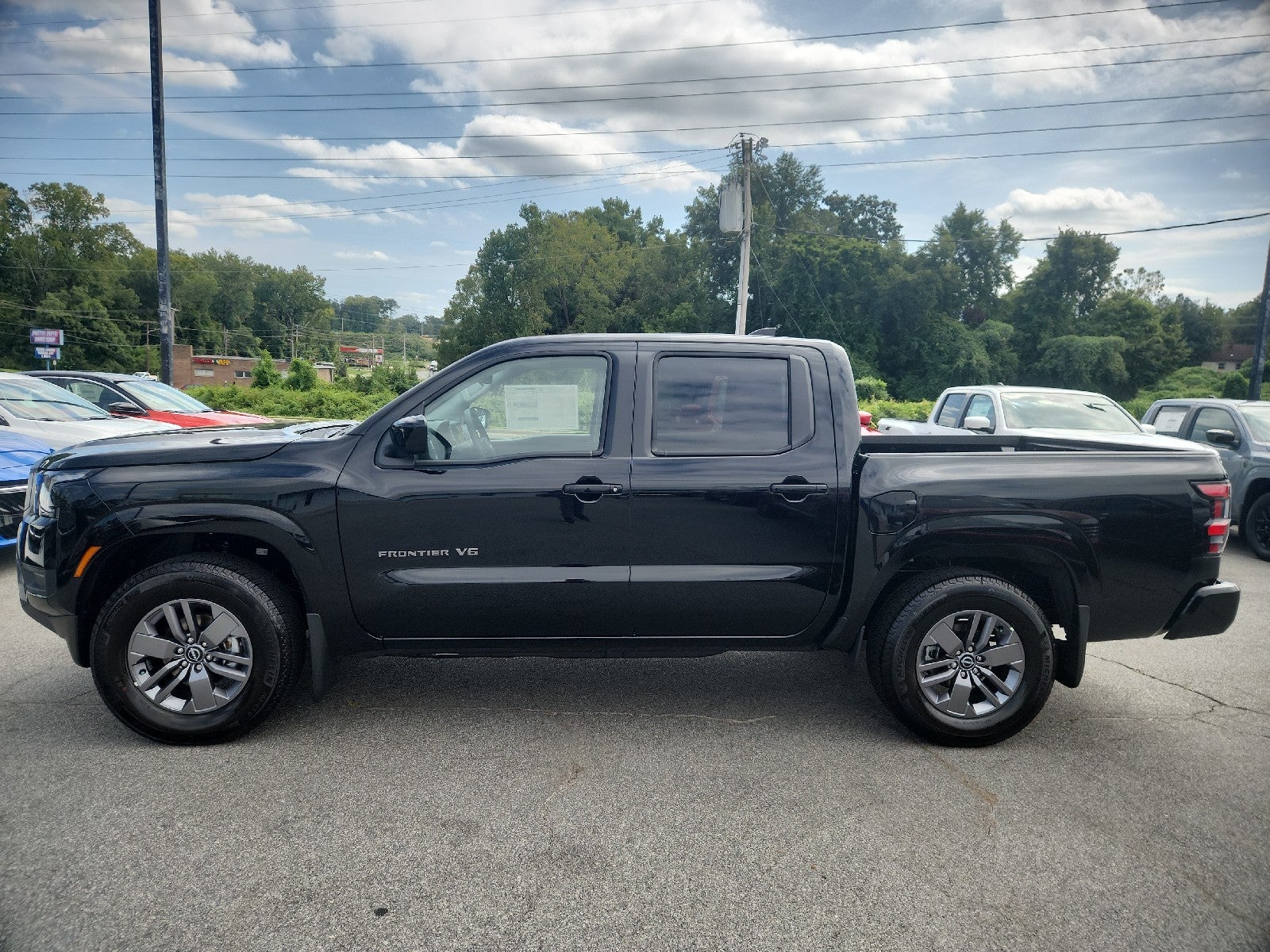 2027 Nissan Frontier Crew Cab SV