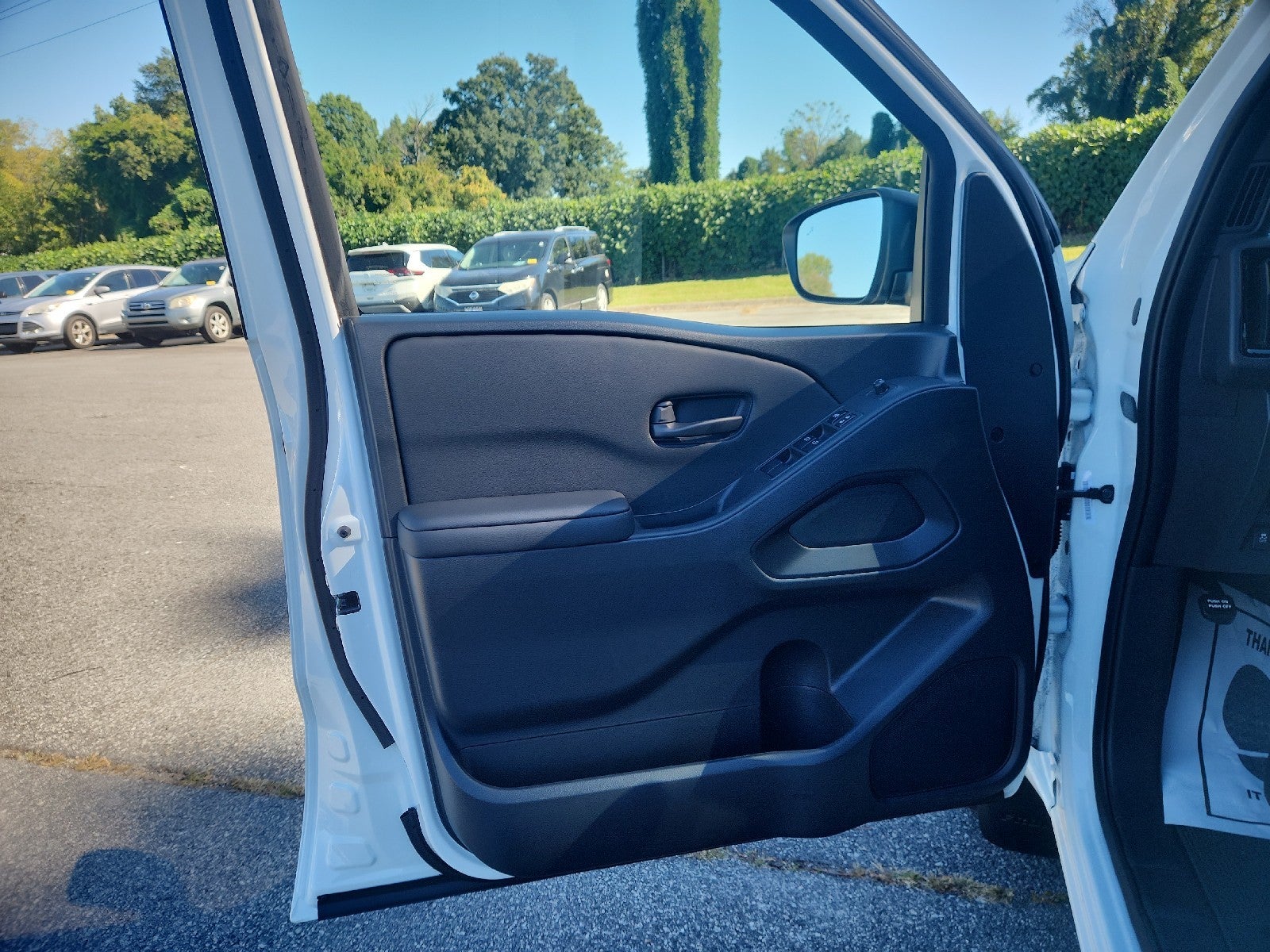 2027 Nissan Frontier Crew Cab SV