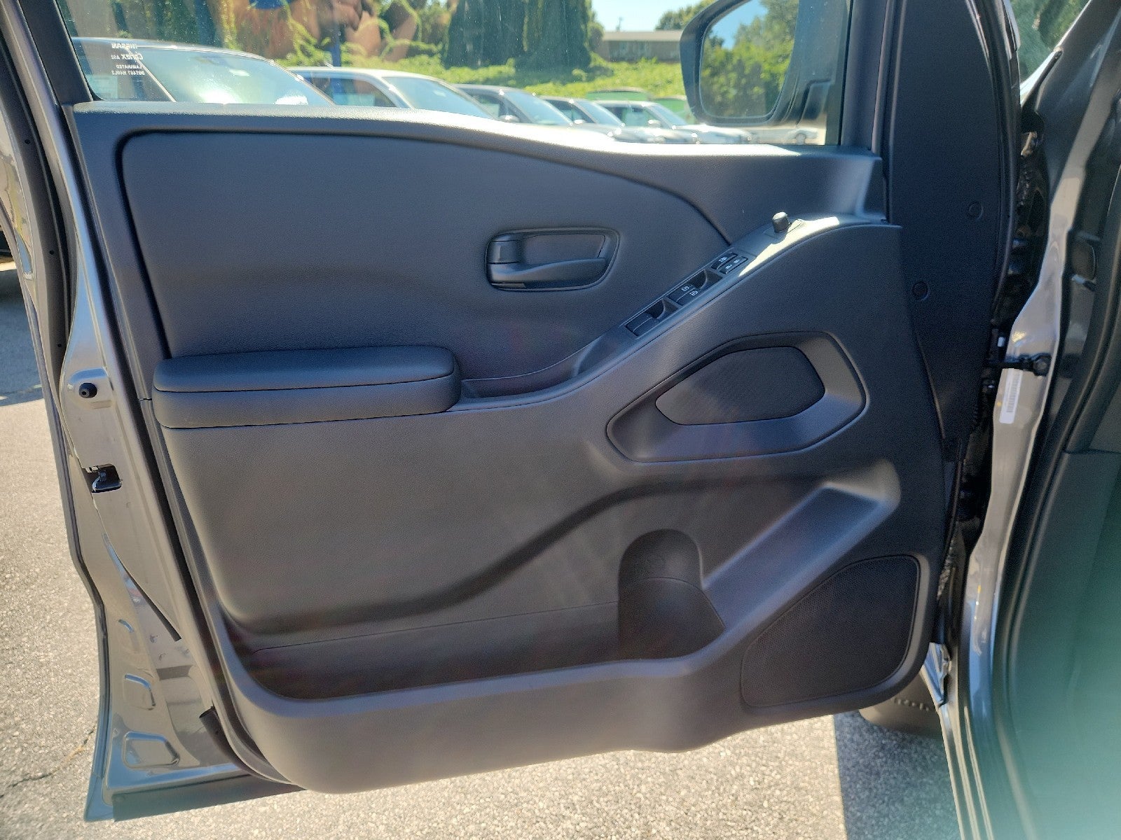 2027 Nissan Frontier Crew Cab SV