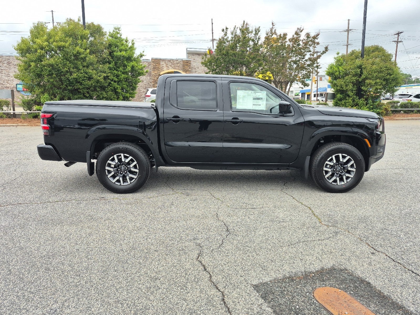 2026 Nissan Frontier Crew Cab SV