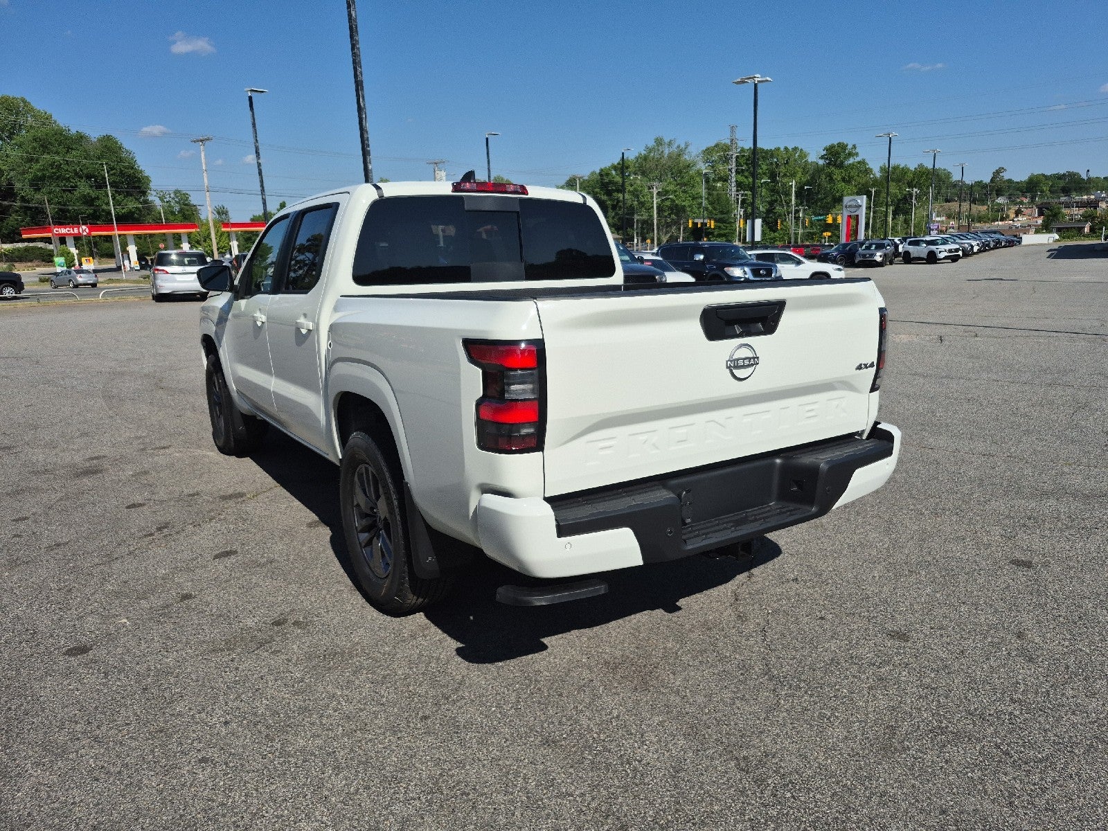 2026 Nissan Frontier Crew Cab SV