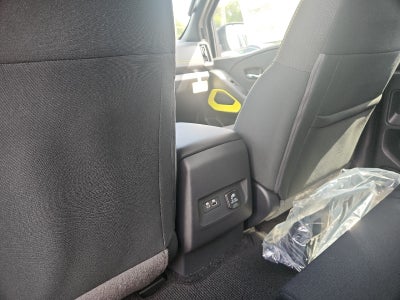 2027 Nissan Frontier Crew Cab SV