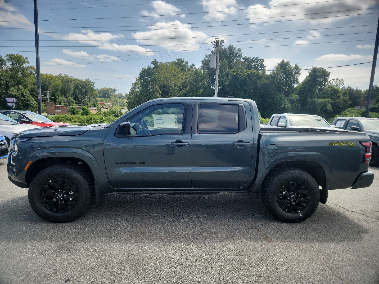 2027 Nissan Frontier Crew Cab SV