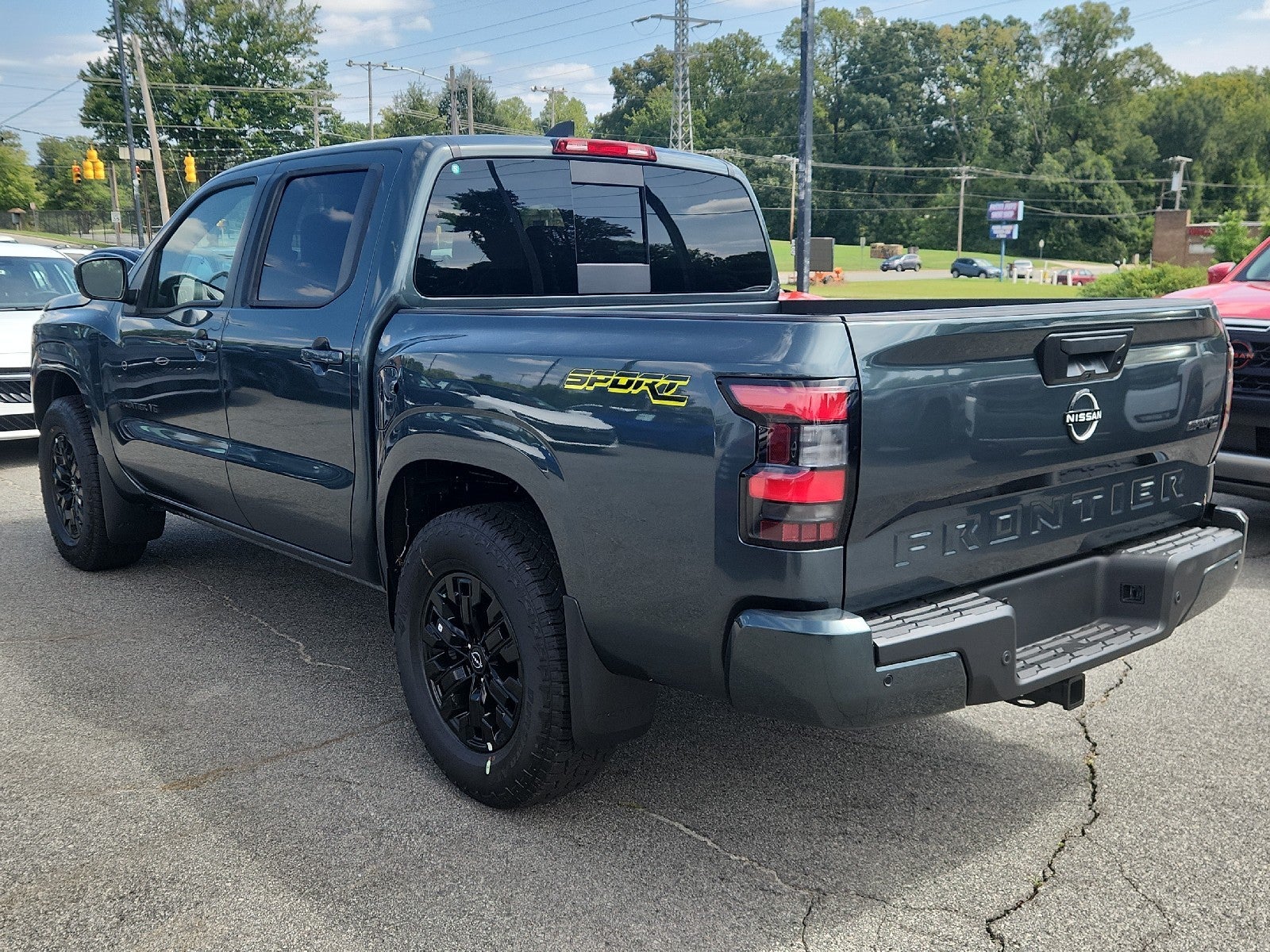 2027 Nissan Frontier Crew Cab SV