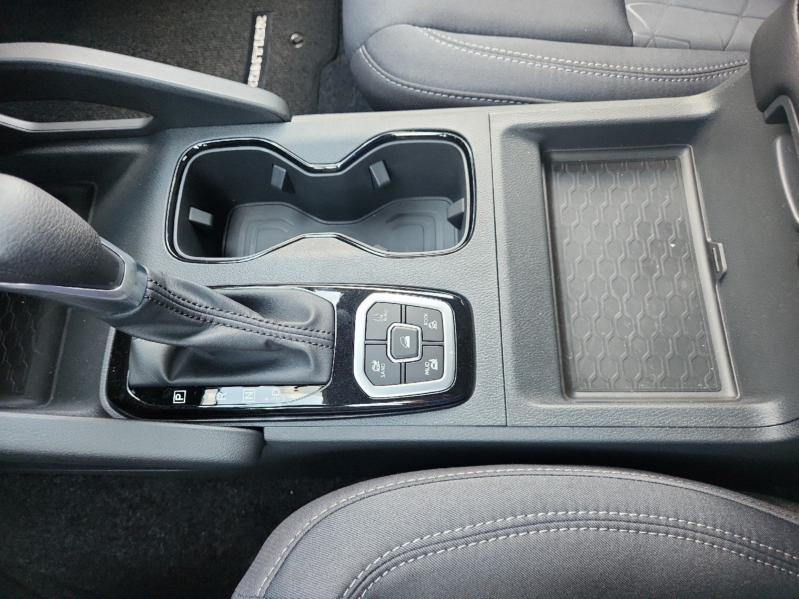 2026 Nissan Frontier SV - Photo 21