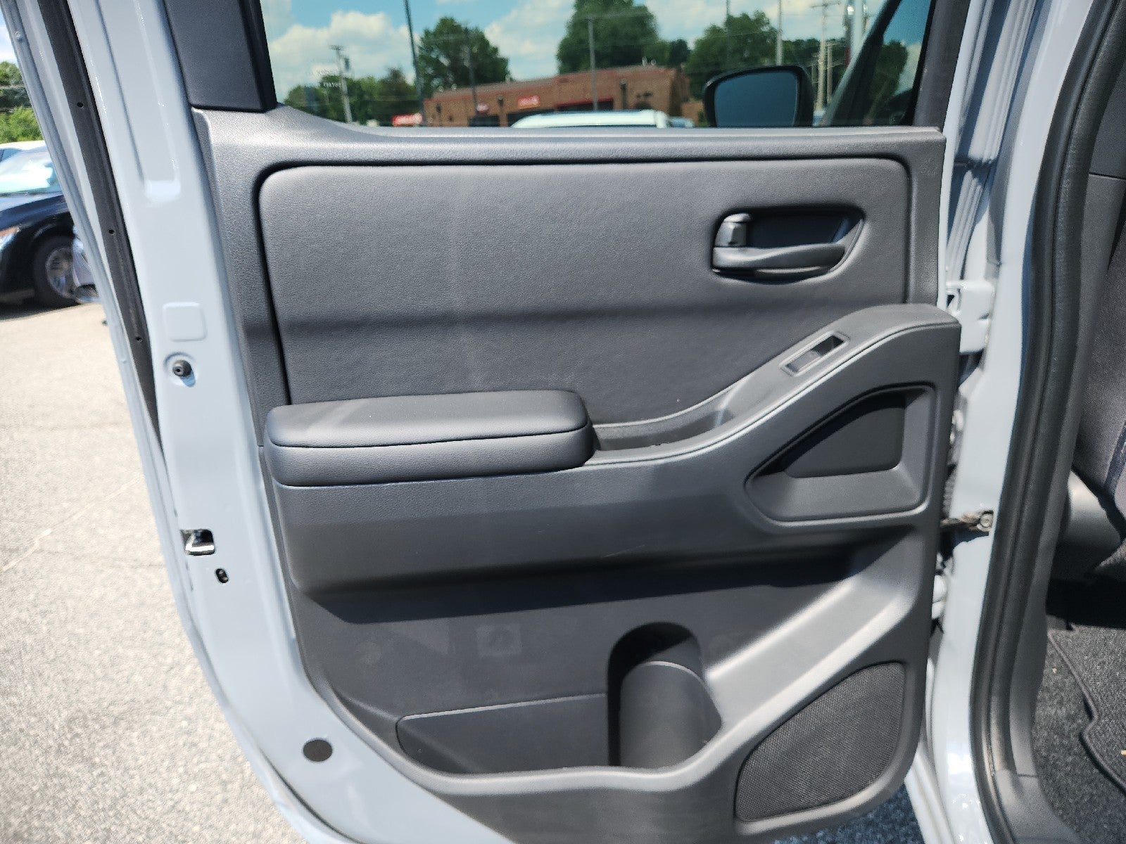 2026 Nissan Frontier SV - Photo 23