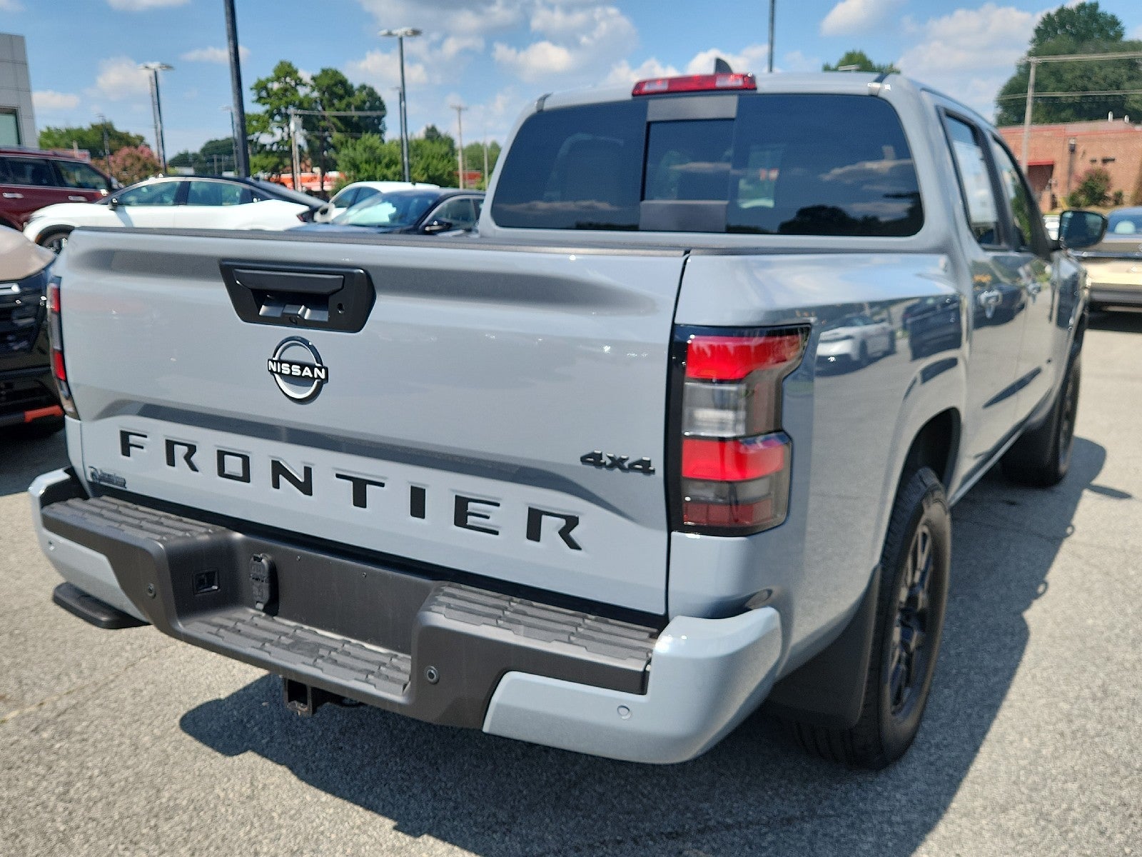 2026 Nissan Frontier SV - Photo 7